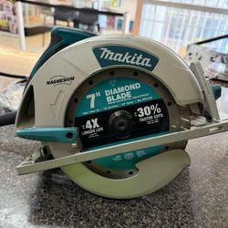 Makita Magnesium Circular Saw with 7" Diamond Blade