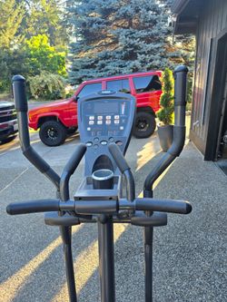 Elliptical CE 7.4