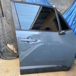 Jeep Renegade Door Right Front 15to23 Complete 