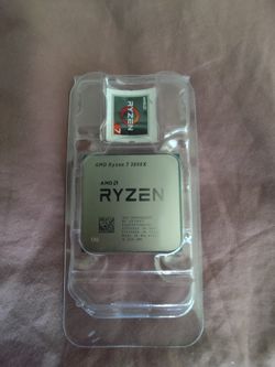 BRAND NEW AMD Ryzen 7 3800x