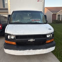 2007 Chevrolet Express Cutaway