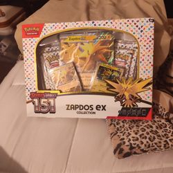 ZAPDOS. ex Pokemon Cards