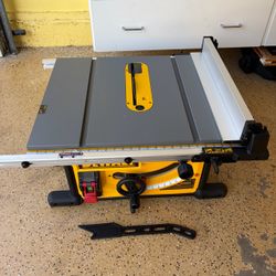DEWALT 15 Amp Corded 8-1/4 in. Compact Portable Jobsite Tablesaw (Stand Not Included)