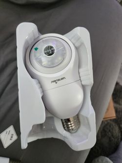 G6 Lighbulb Adjustable Camera