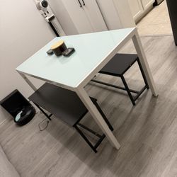 Small Dining Table W/ 2 Benches 