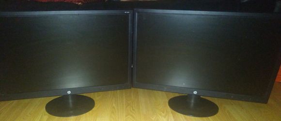 HP V241 Monitors with vga cables