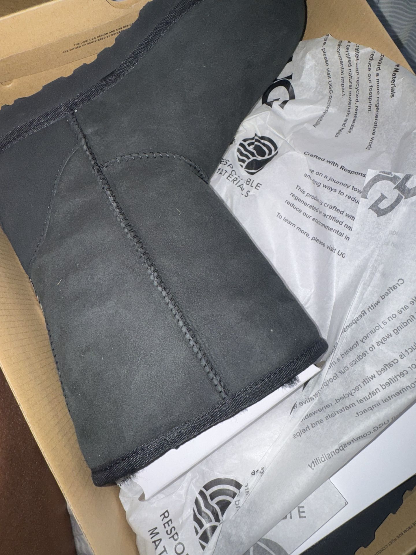 UGG BOOTS W CLASSIC SHORT II 