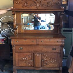 Buffet Oak Great Condition 