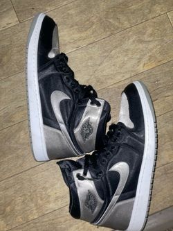 Air Jordan’s 1 retro satin silver and black