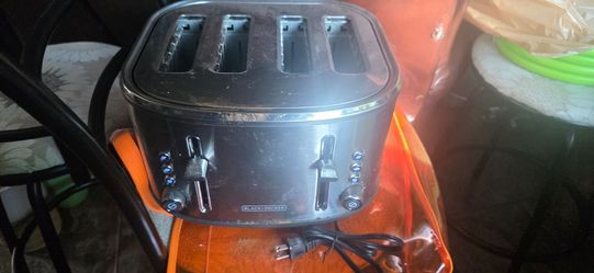 Black decker toaster