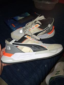 Puma Low-Top Sneakers Gray Orange