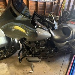 2022 Harley Davidson Street glide