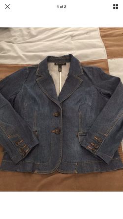 NWOT INC International Concepts Women’s Denim Jacket Size L