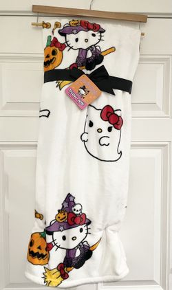 Hello Kitty Halloween Throw Blanket