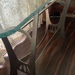 Glass Side Tabble