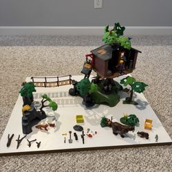 Playmobil Adventure Treehouse (retired 5557)