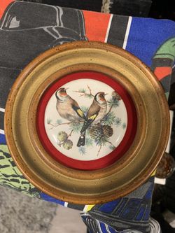 E.A. Riba Company Inc Brooklyn NY 5.5" Winter Birds and Pine Cones on Ceramic Disk and Red Felt Border