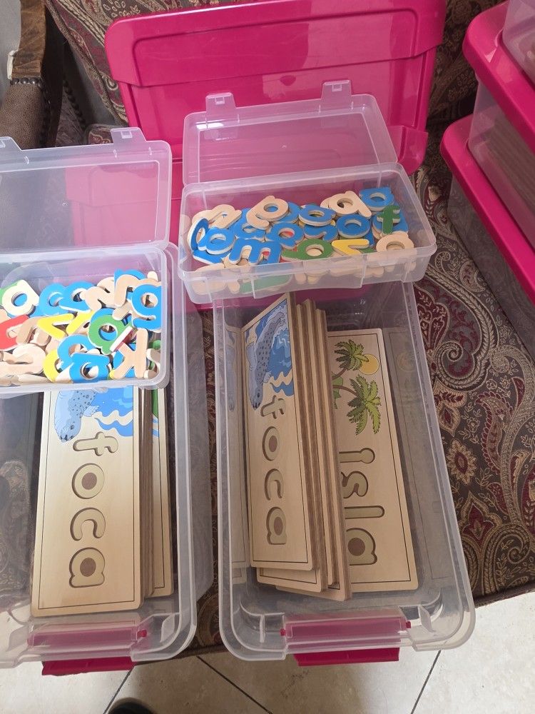 Spanish See And Spell Words With Wooden Letters