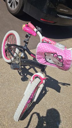 Hello Kitty 18 inch bike