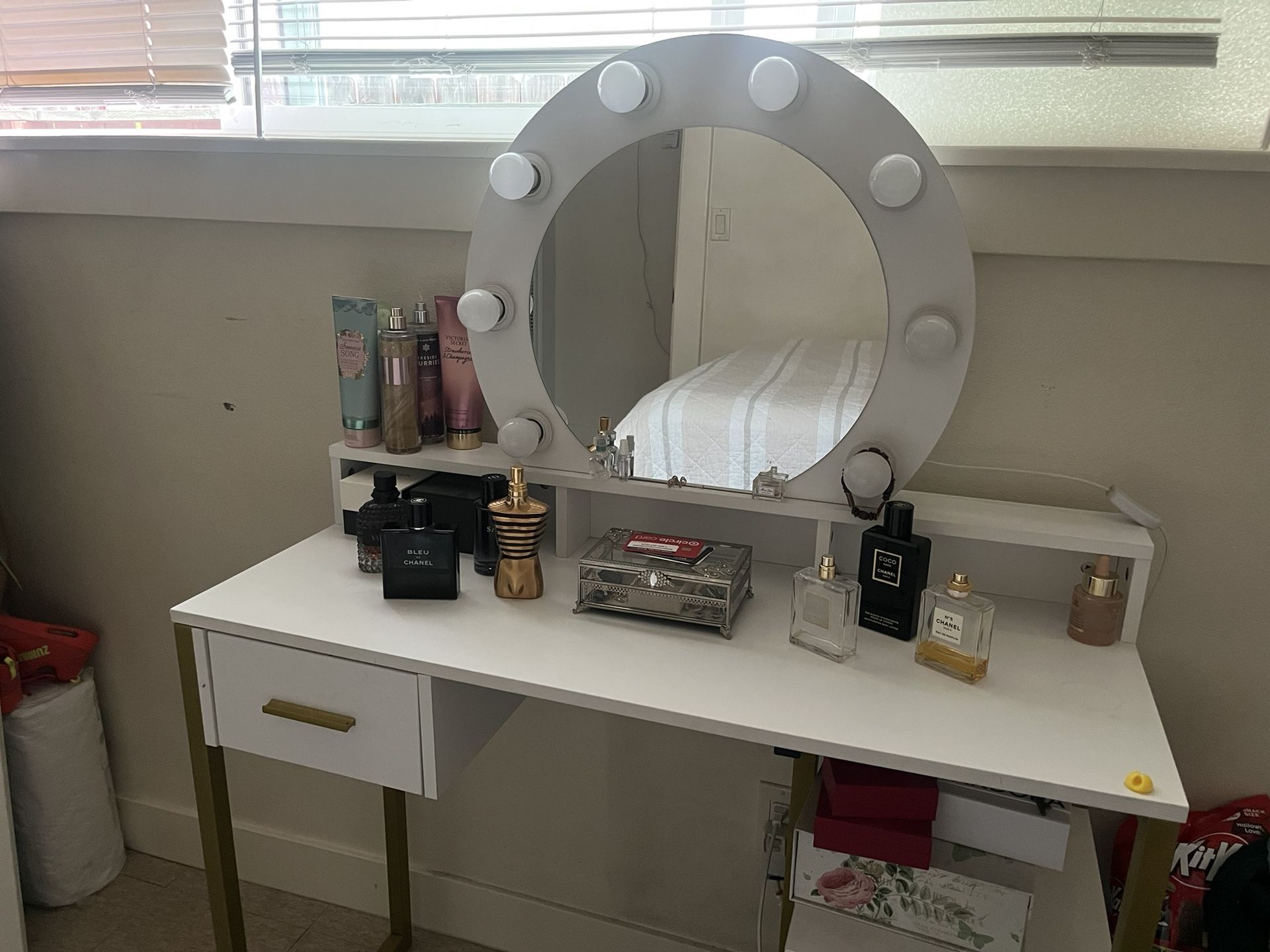 Vanity