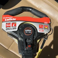 New Lufkin 100   Foot Tape Measure