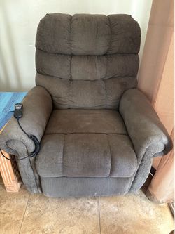 Electric lift chair