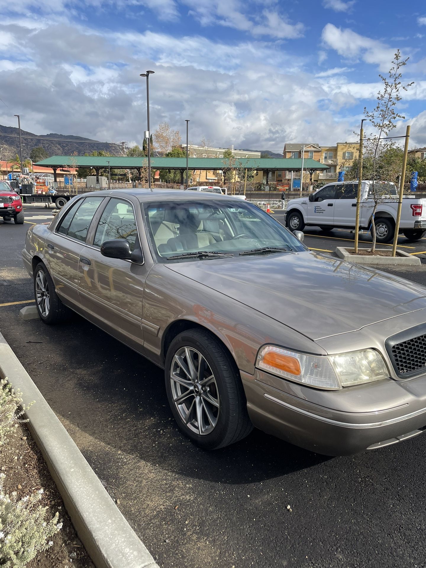 2004 Ford Crown Victoria