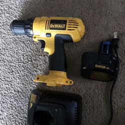 DeWalt Drilldriver and Charger