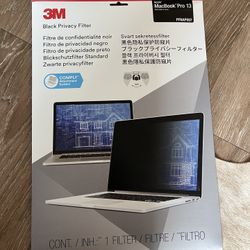 3M Black Privacy Filter For MacBook Pro 13 - New