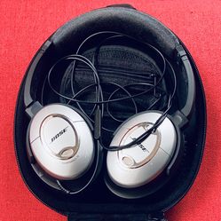Bose Noise Cancelling Headphone 