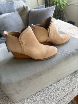 TOMS sand shoes - Brand New, Tag on
