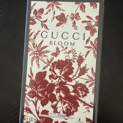 Gucci Bloom “ Perfume “ 