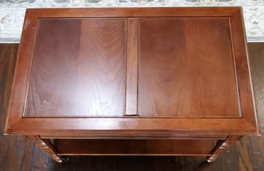Bassett furniture cherry wooden coffee table