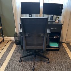 Office chairs￼