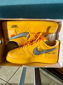 Nike Air Force 1 Low Off-White University Gold Metallic Silver Lemonade