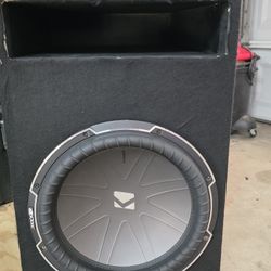 Kicker CompQ 15 In Custom Box 