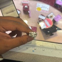 10k Diamond Ring 6.2 Grams 