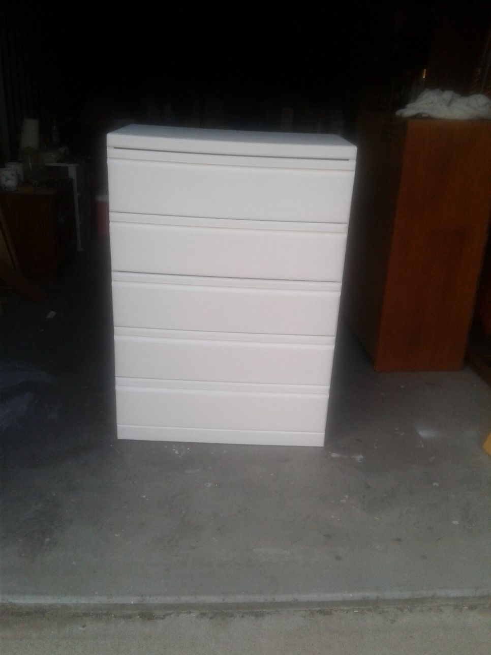 White 5 drawer dresser solid wood metal runners