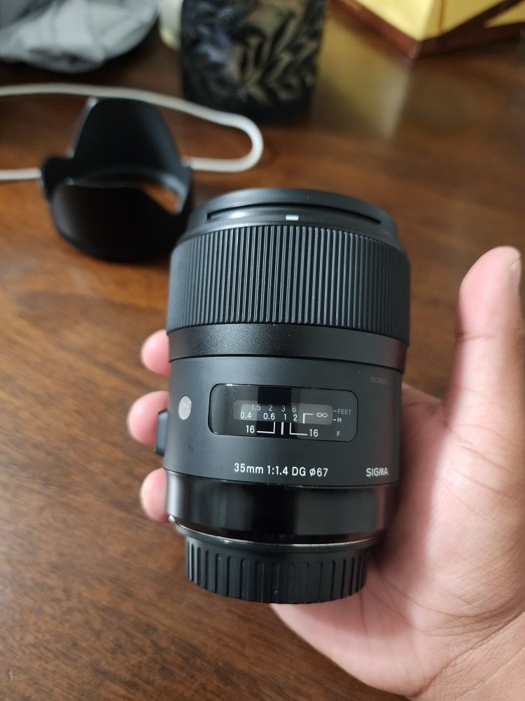 Sigma Lens 35mm Art 1.4 EF Mount