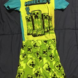 Minecraft Boys Pajama Outfit Size 8