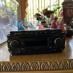 Jeep Grand Cherokee Original Radio