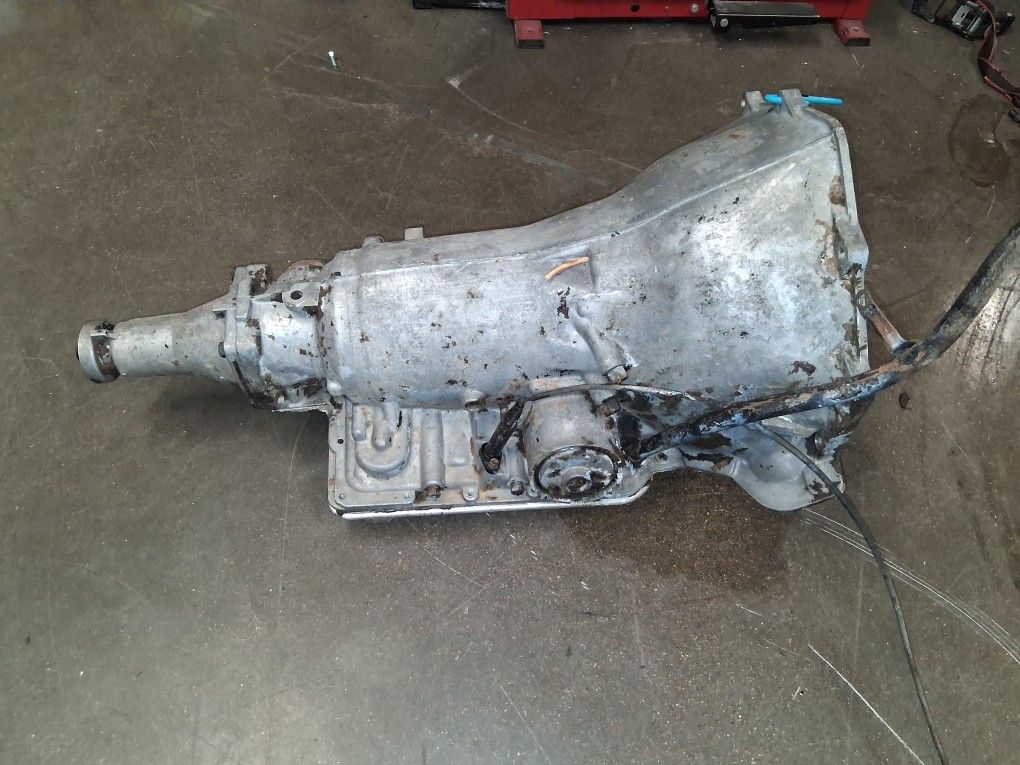 700r4 for Sale in Riverside, CA - OfferUp