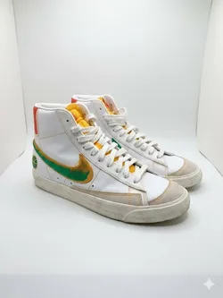 Blazer mid 77 size 9 shoes. With original box. Great shape.