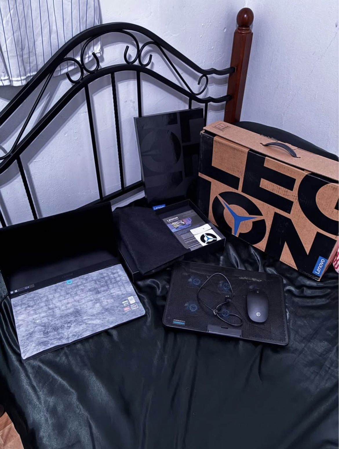 LENOVO LEGION S7 X SONY ULT HEADPHONES