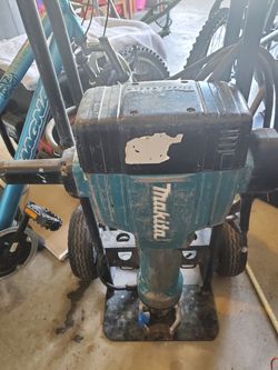 Makita breaker hummer