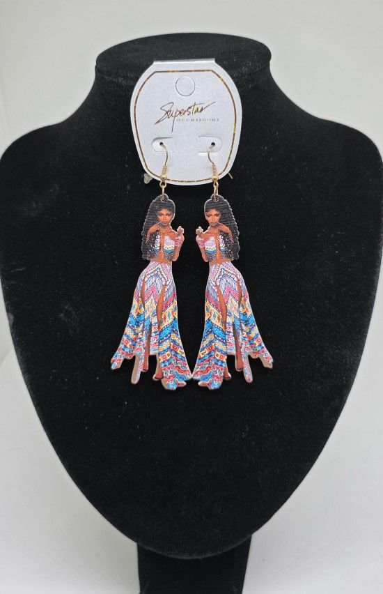 Women African Ebony Model Dangle Pierced Earrings Colorful Pattern Dress