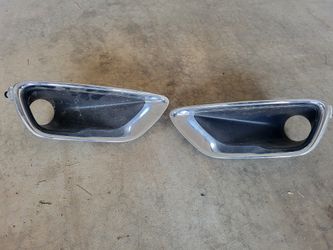 Grand Cherokee Fog Light Surrounds