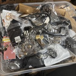 Bulk jewelry lots