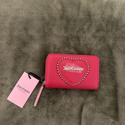 Juicy Couture red heart wallet❤️
