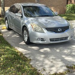 2010 Nissan Altima 